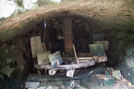 The water wheel that drives the mill