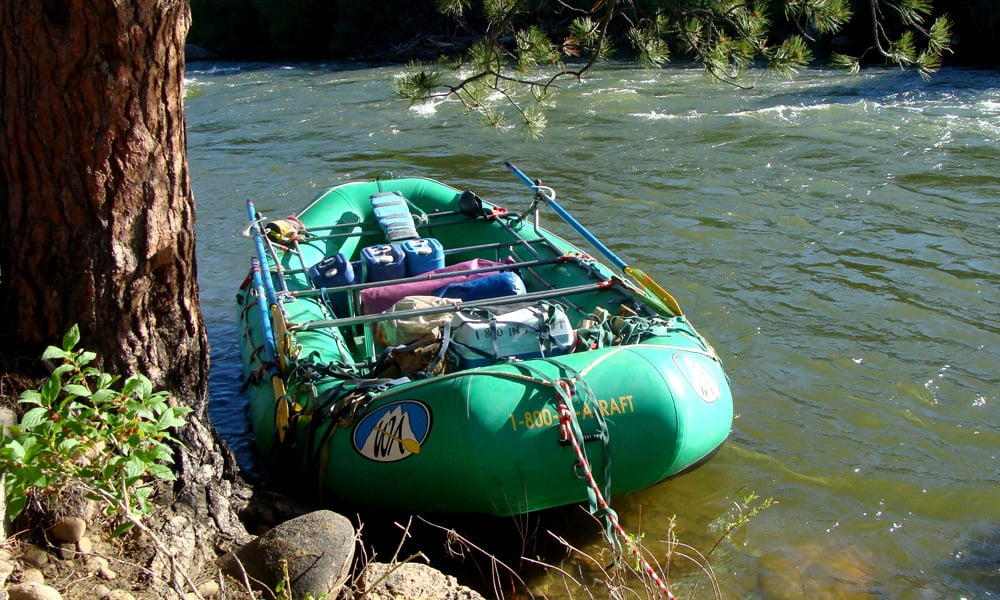 river-gear-multi-day-boat-load-001